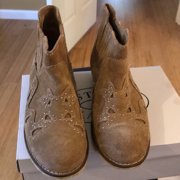 Zara - Picture 2 of 5